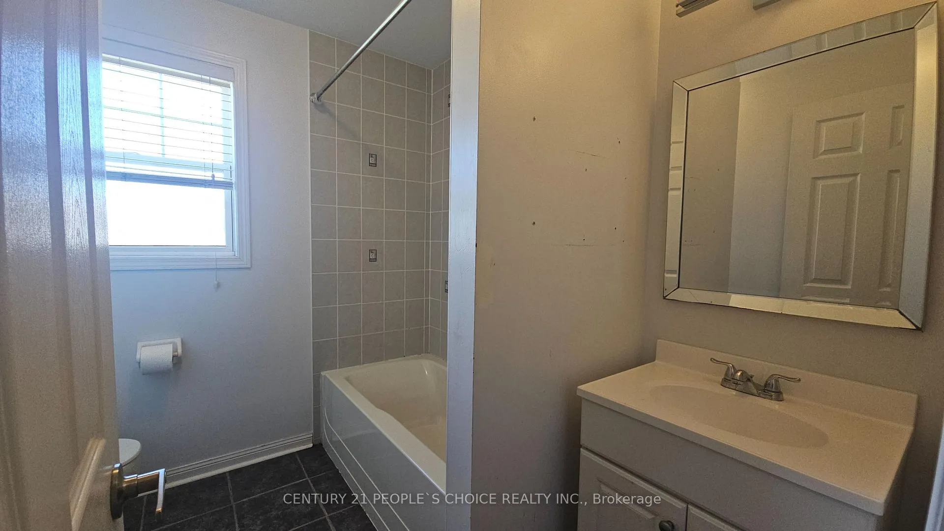 Photo 16 of 918 Mcnair Circle, Milton, Beaty — HOMEH