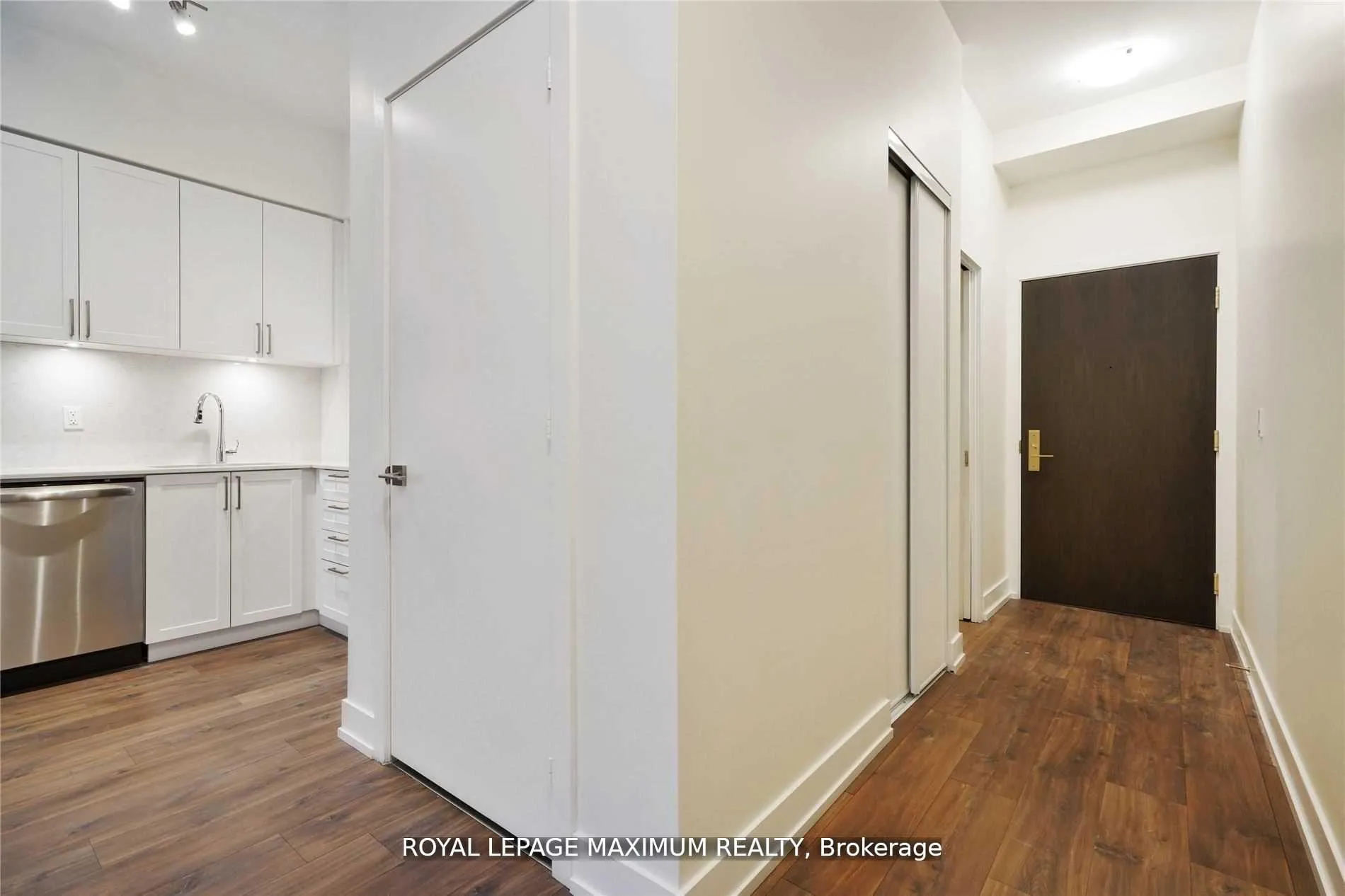 Photo 2 of Unit 122E, 278 Buchanan Drive E, Markham, Unionville — HOMEH
