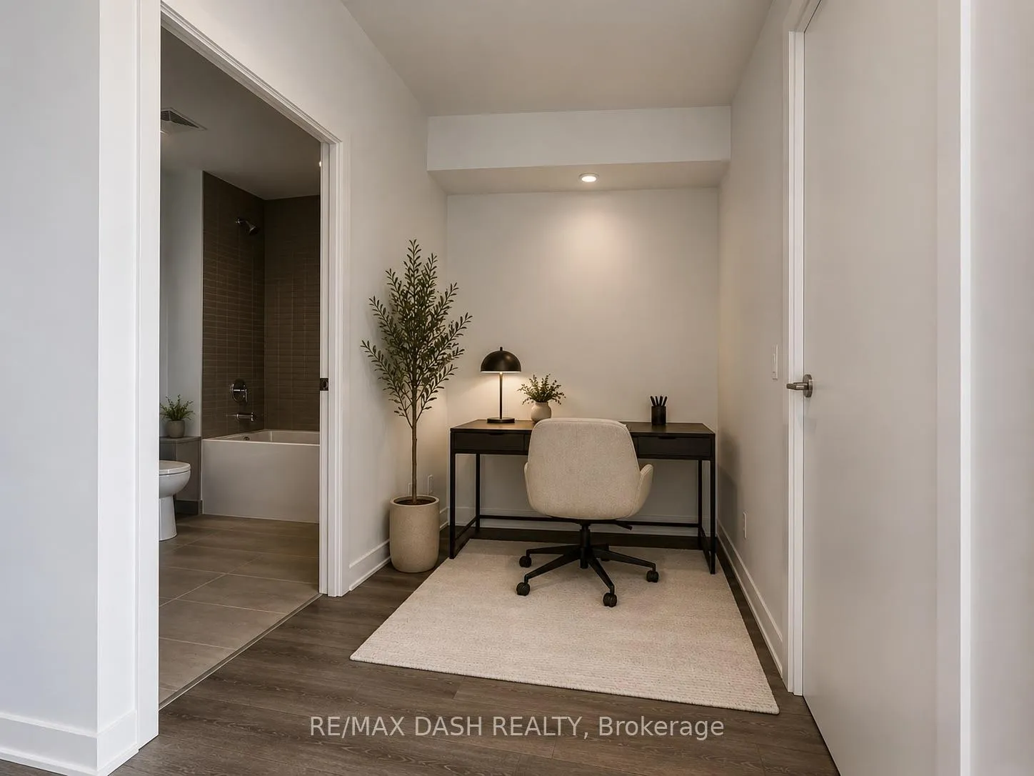 Photo 12 of Unit 701, 10 Flavelle Trail, Vaughan, Steeles West Industrial — HOMEH