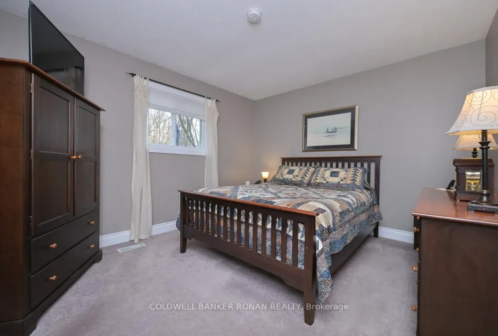 Photo 14 of 2 Ryans Lane, New Tecumseth, Tottenham — HOMEH