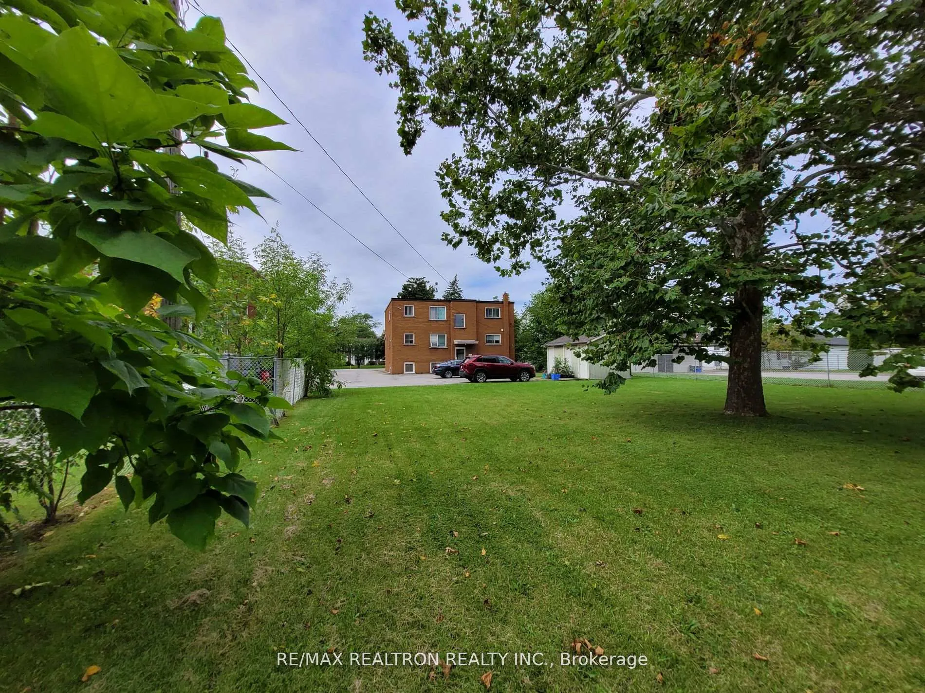 Photo 8 of Unit 2, 327 Glenridge Avenue, St. Catharines, Glendale/Glenridge — HOMEH