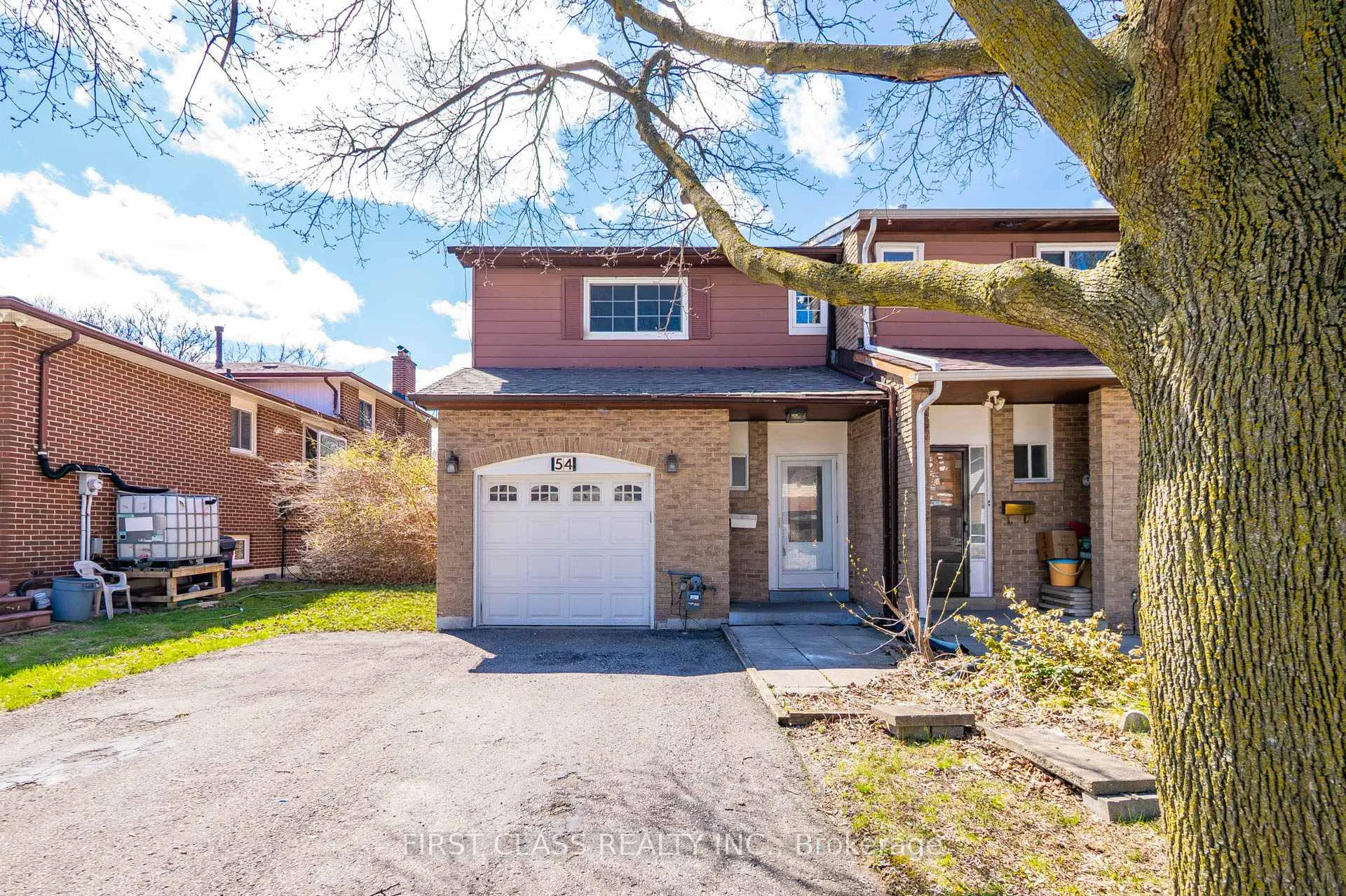 Photo 2 of 54 Puma Drive, Scarborough, L'Amoreaux — HOMEH