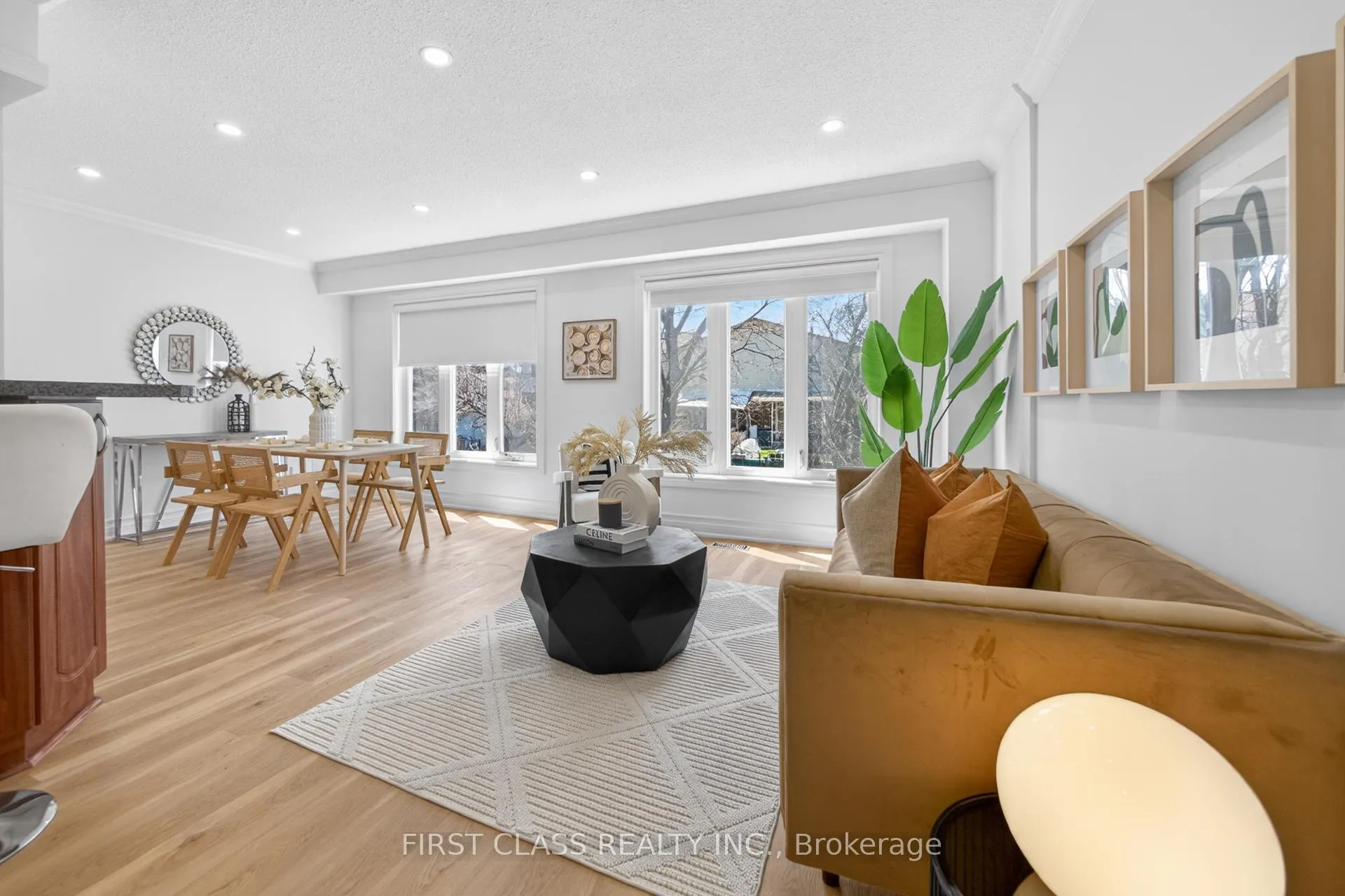 Photo 5 of 54 Puma Drive, Scarborough, L'Amoreaux — HOMEH