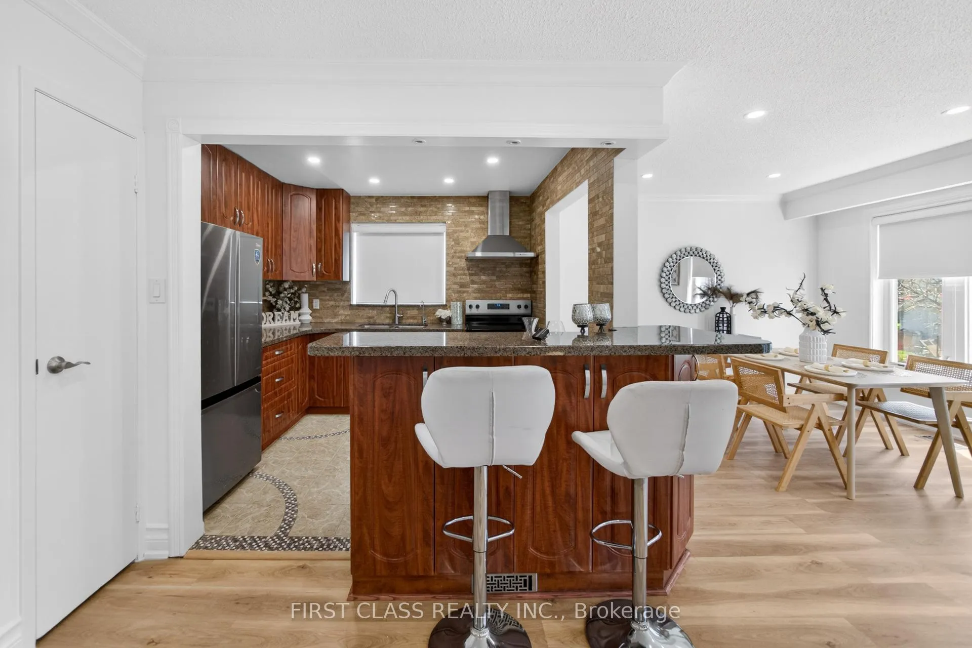 Photo 14 of 54 Puma Drive, Scarborough, L'Amoreaux — HOMEH