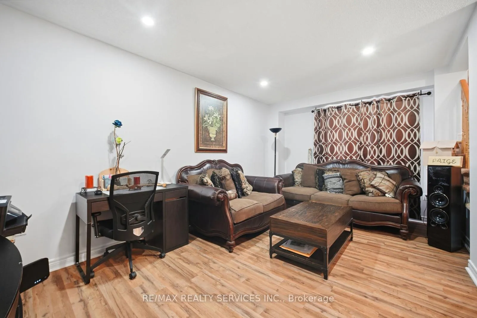 Photo 5 of 79 Pressed Brick Drive, Brampton, Brampton North — HOMEH