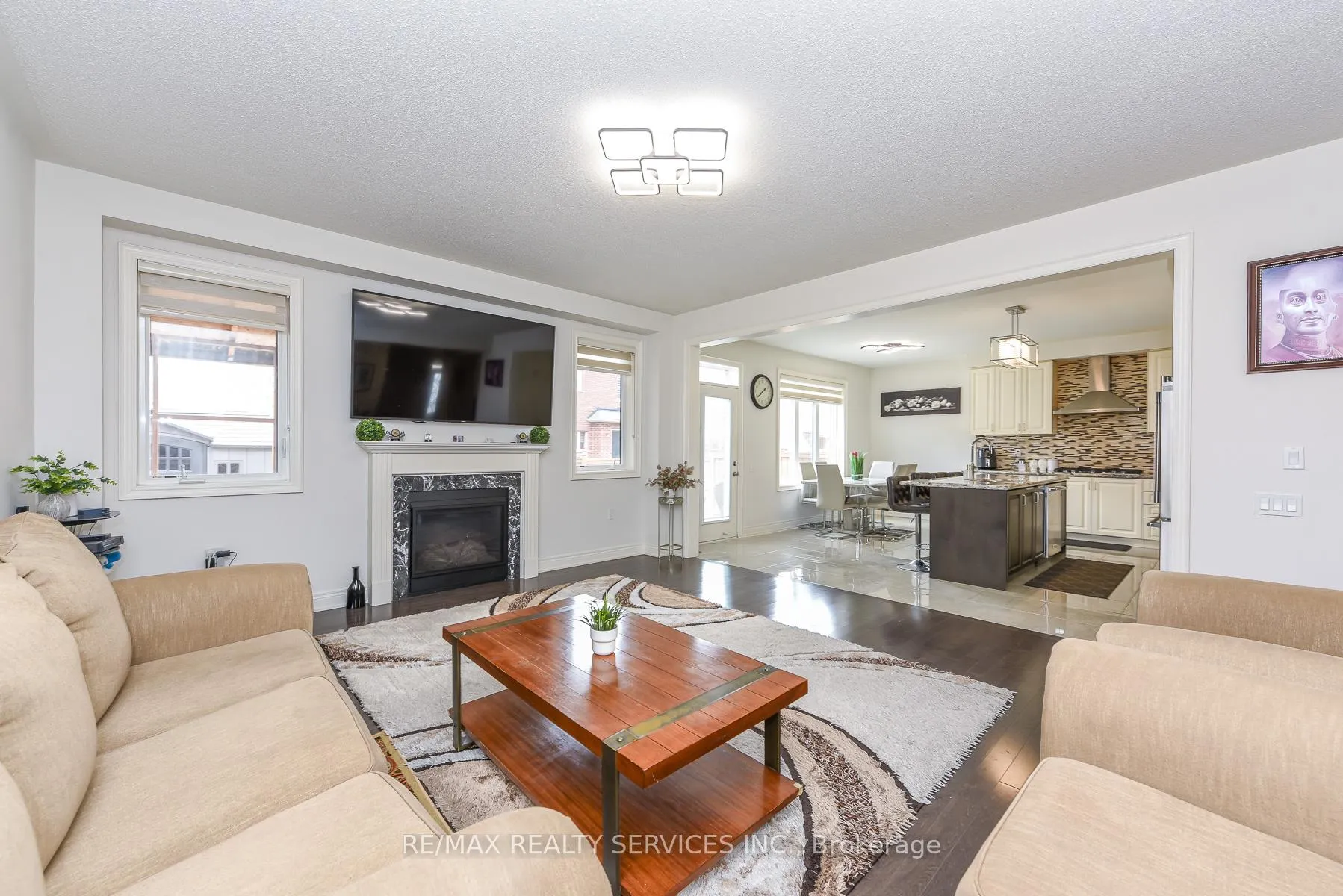 Photo 22 of 567 Dougall Avenue E, Caledon, Rural Caledon — HOMEH