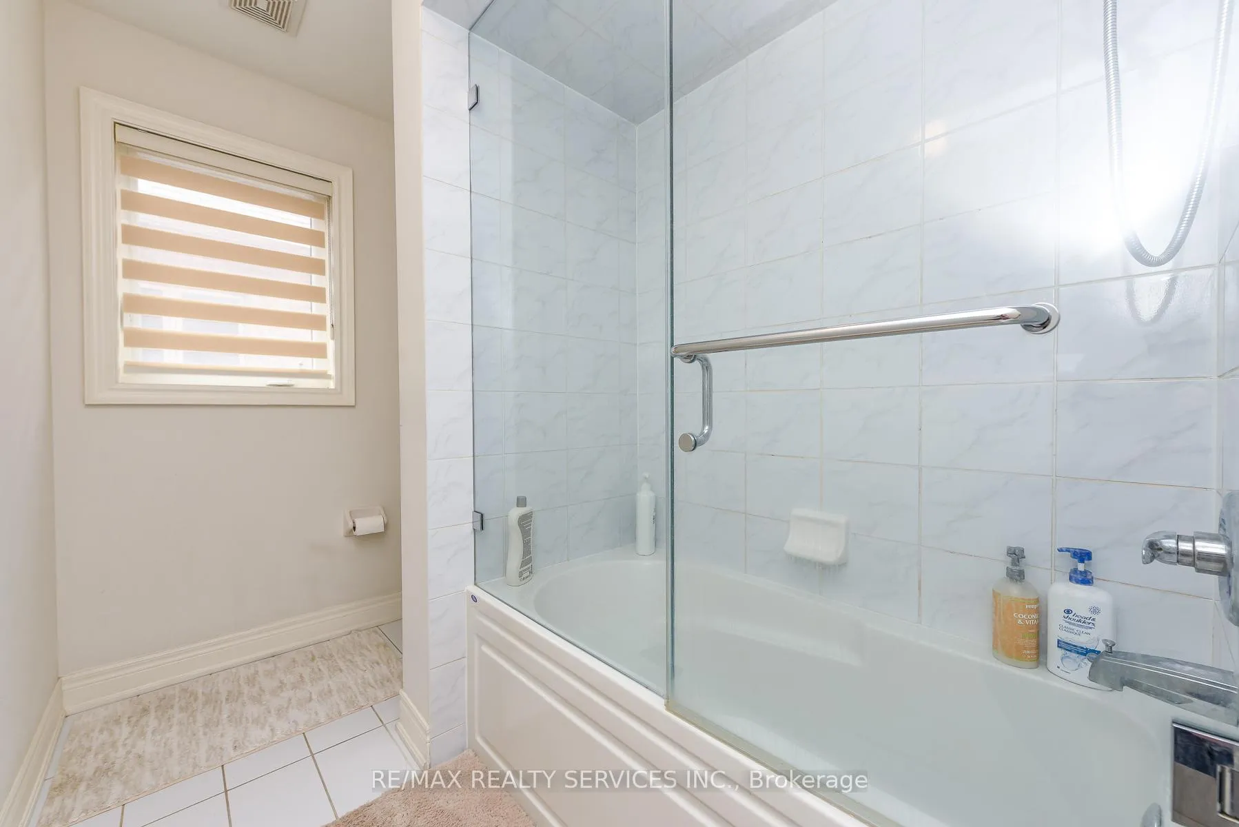 Photo 34 of 567 Dougall Avenue E, Caledon, Rural Caledon — HOMEH