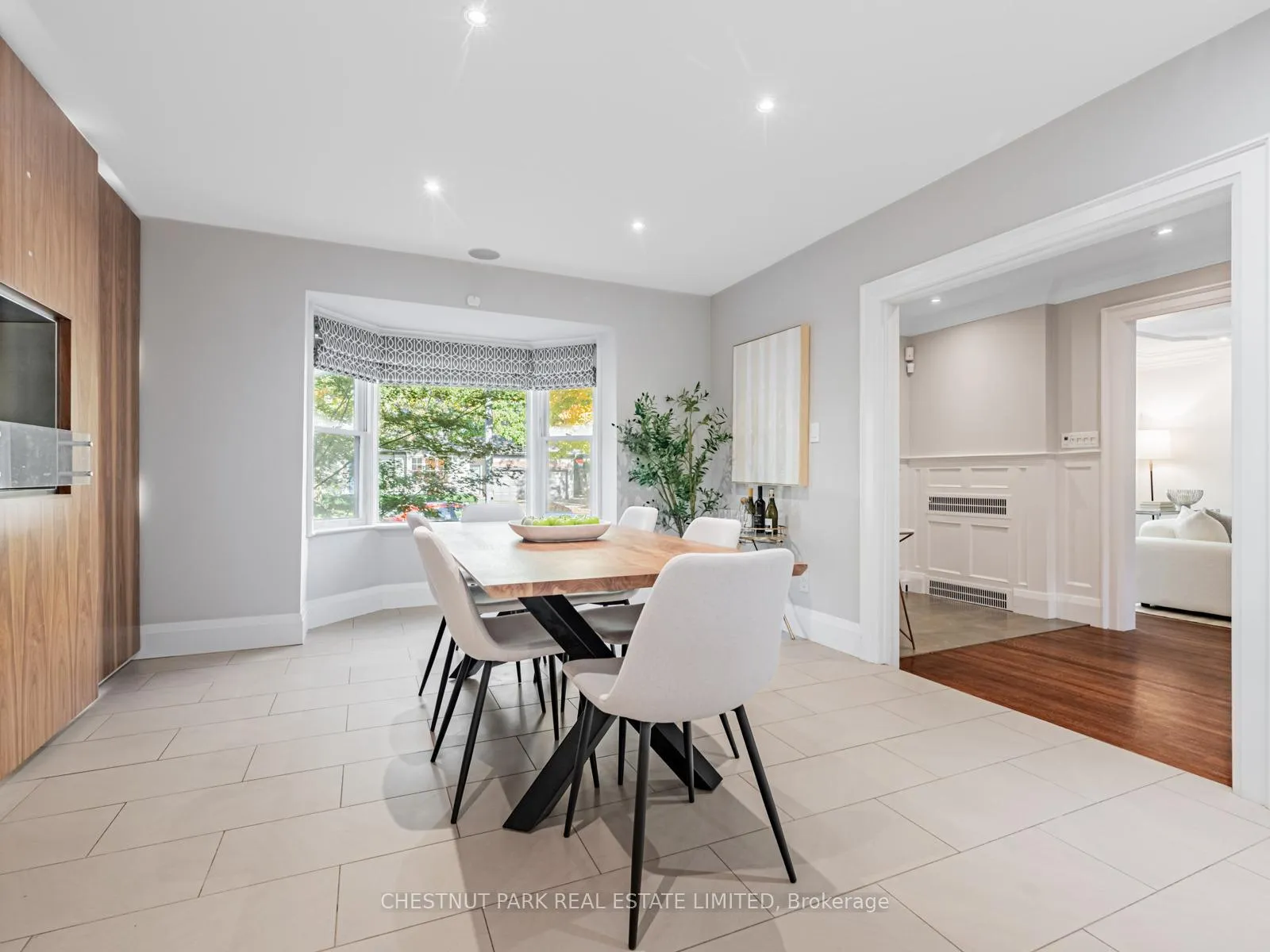 Photo 14 of 21 Cortleigh Boulevard, Toronto, Lawrence Park South — HOMEH