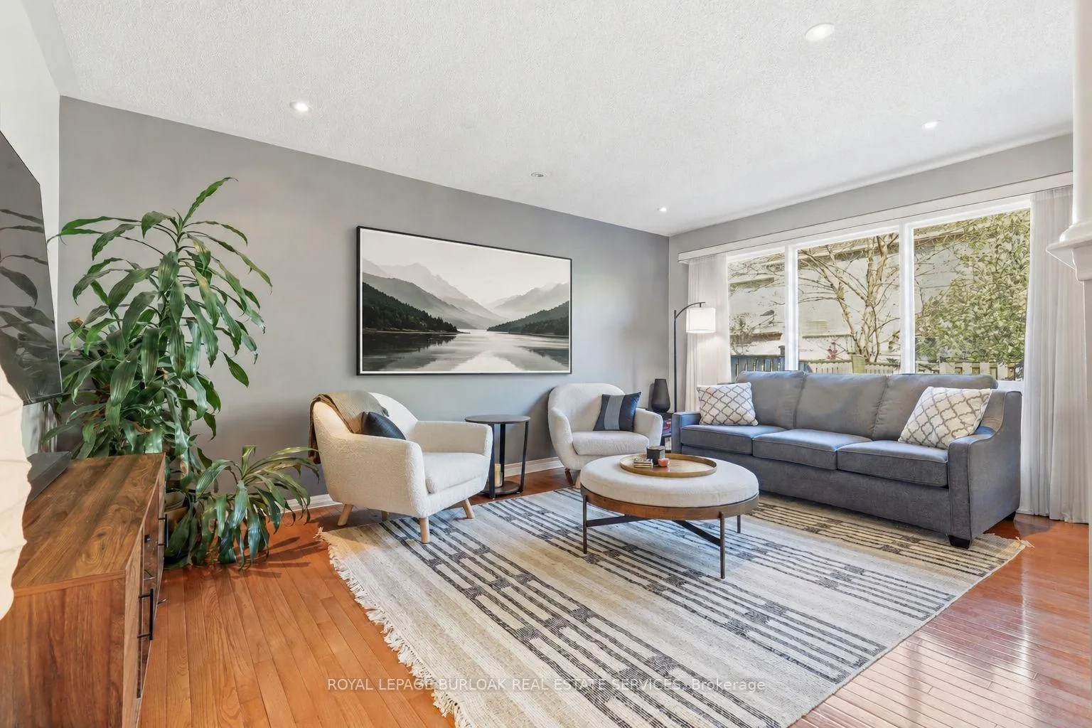 Photo 4 of 2285 Colbeck Street, Oakville, Westmount — HOMEH