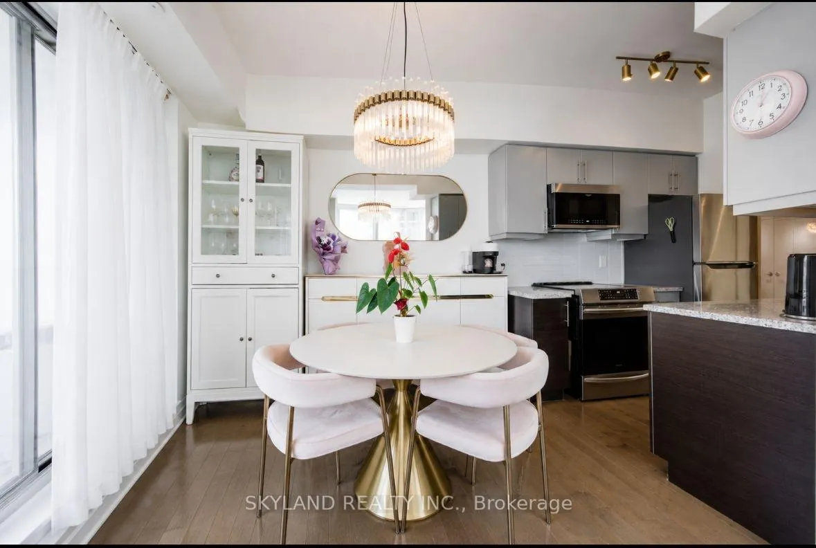 Photo 7 of Unit 1507, 83 Redpath Avenue, Toronto, Mount Pleasant West — HOMEH