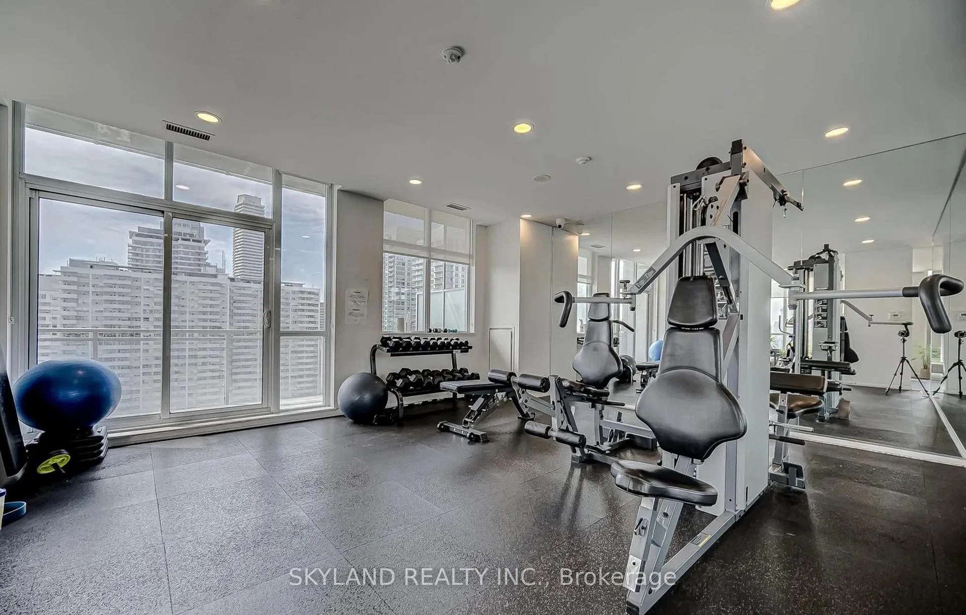 Photo 35 of Unit 1507, 83 Redpath Avenue, Toronto, Mount Pleasant West — HOMEH