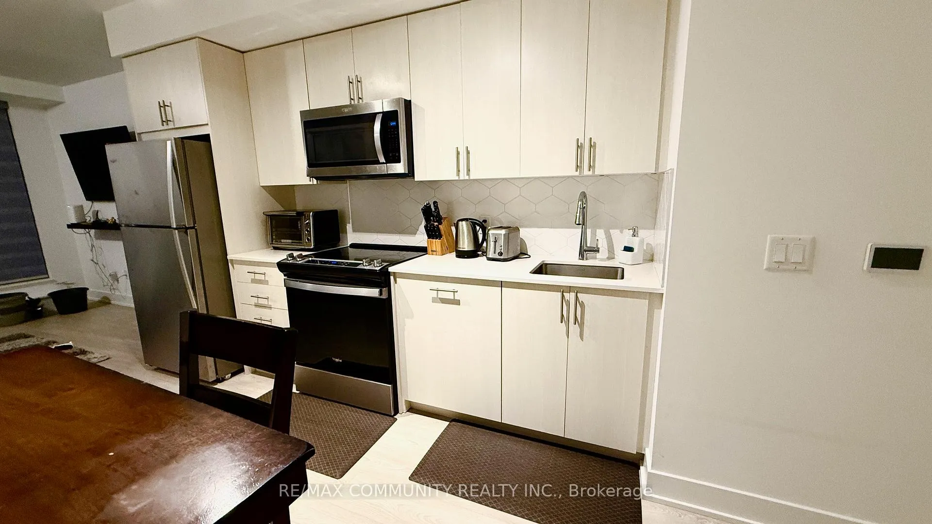 Photo 10 of Unit 222, 2545 Simcoe Street N, Oshawa, Windfields — HOMEH