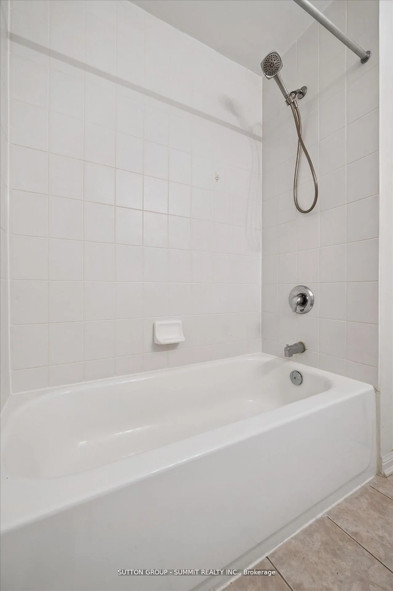 Photo 19 of Unit 4, 71 Garth Massey Drive, Cambridge, Fiddlesticks — HOMEH