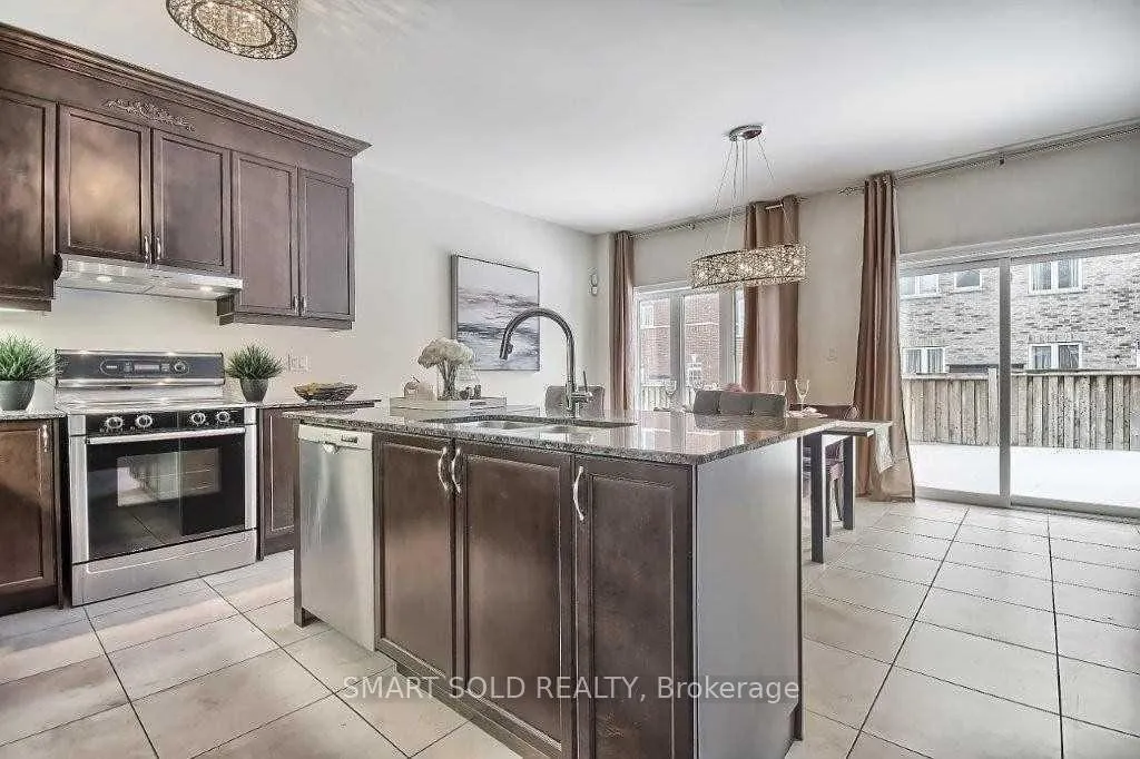 Photo 7 of 7 Barletta Drive, Vaughan, Patterson — HOMEH