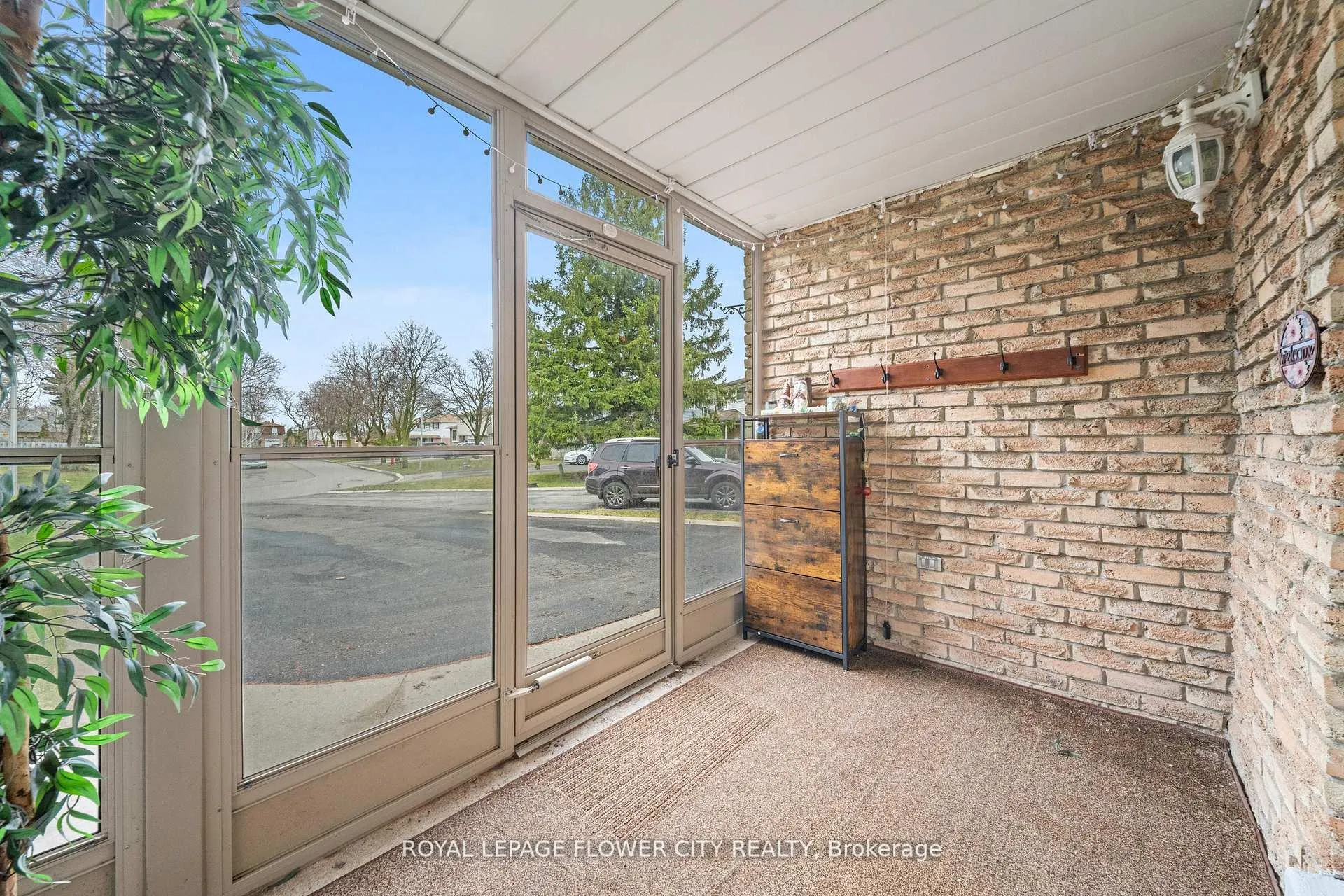 Photo 7 of 15 Jasper Crescent, Brampton, Northgate — HOMEH