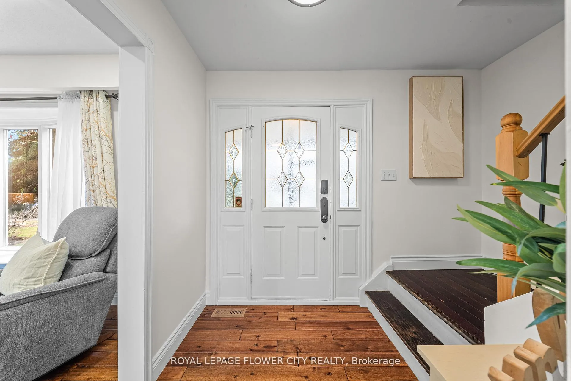 Photo 9 of 15 Jasper Crescent, Brampton, Northgate — HOMEH