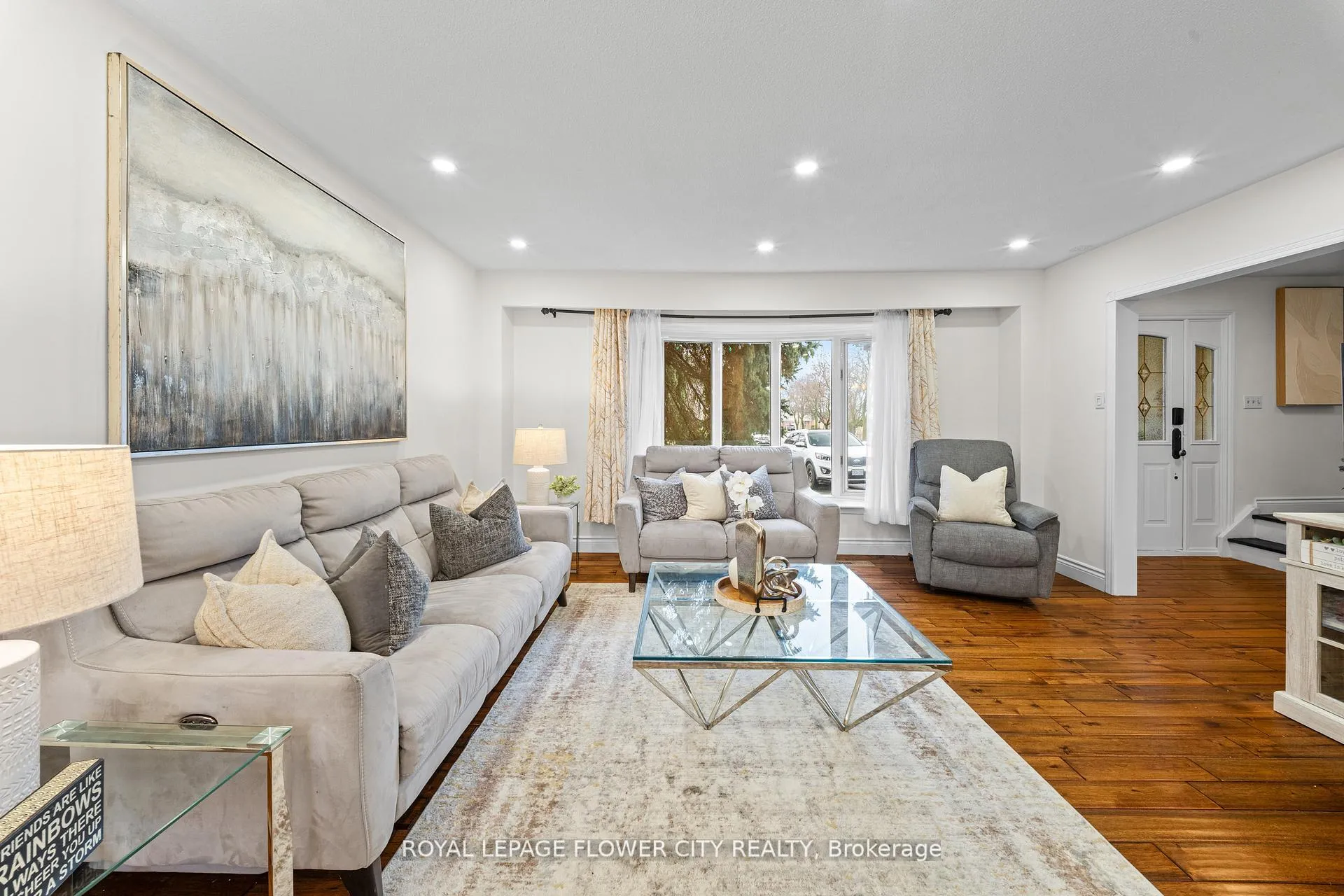 Photo 14 of 15 Jasper Crescent, Brampton, Northgate — HOMEH