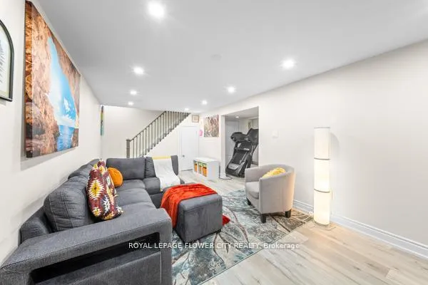 Photo 36 of 15 Jasper Crescent, Brampton, Northgate — HOMEH