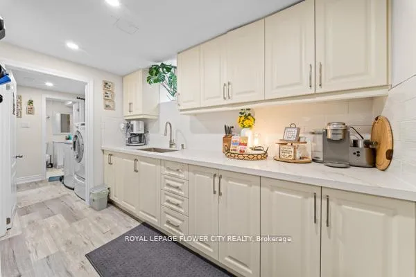 Photo 37 of 15 Jasper Crescent, Brampton, Northgate — HOMEH
