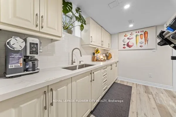 Photo 38 of 15 Jasper Crescent, Brampton, Northgate — HOMEH