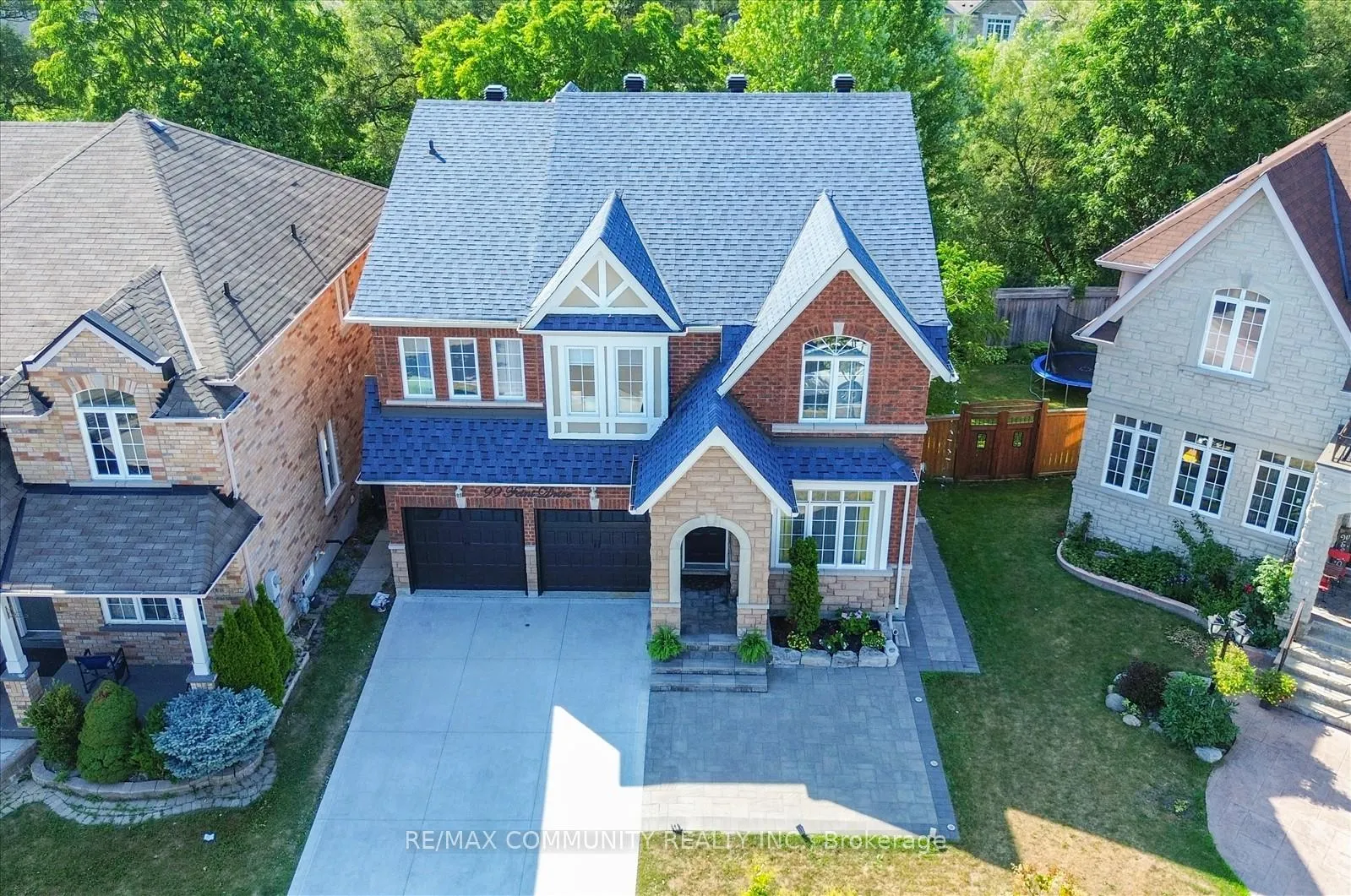 Photo 4 of 99 Feint Drive, Ajax, Northwest Ajax — HOMEH