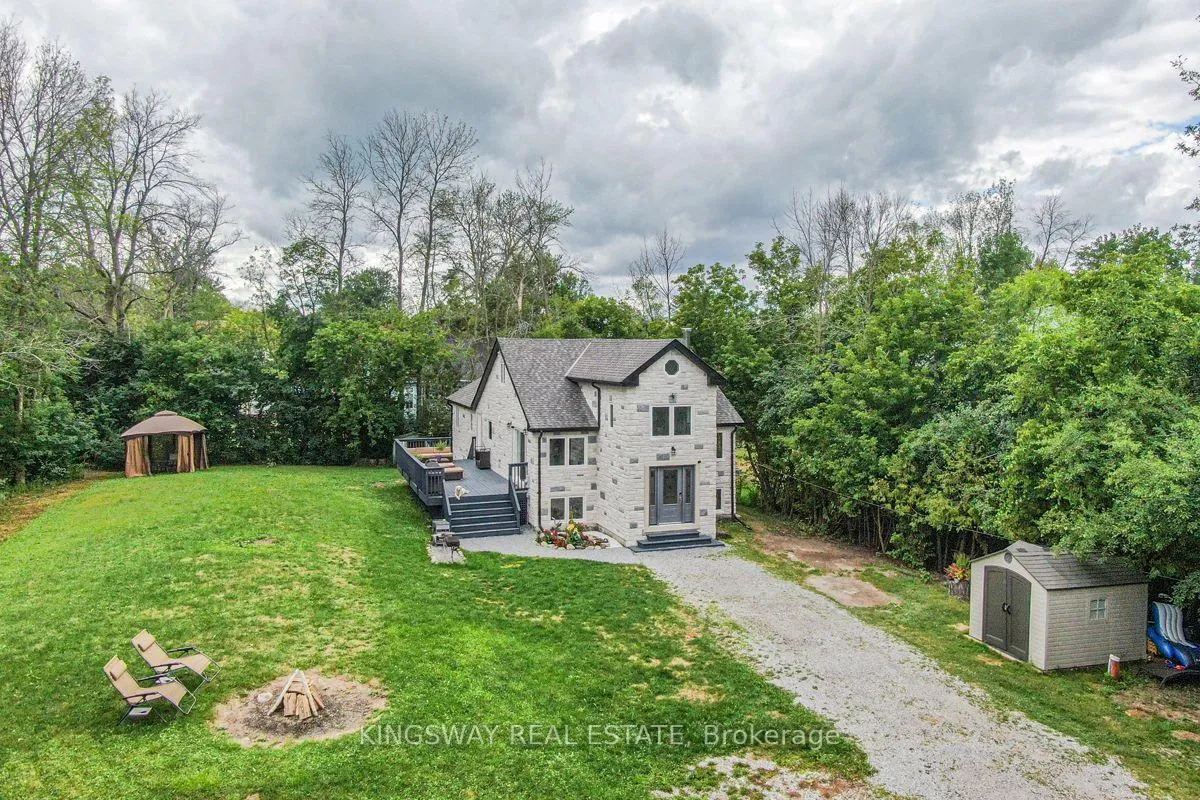 Photo 6 of 850 Isobel Avenue, Georgina, Historic Lakeshore Communities — HOMEH