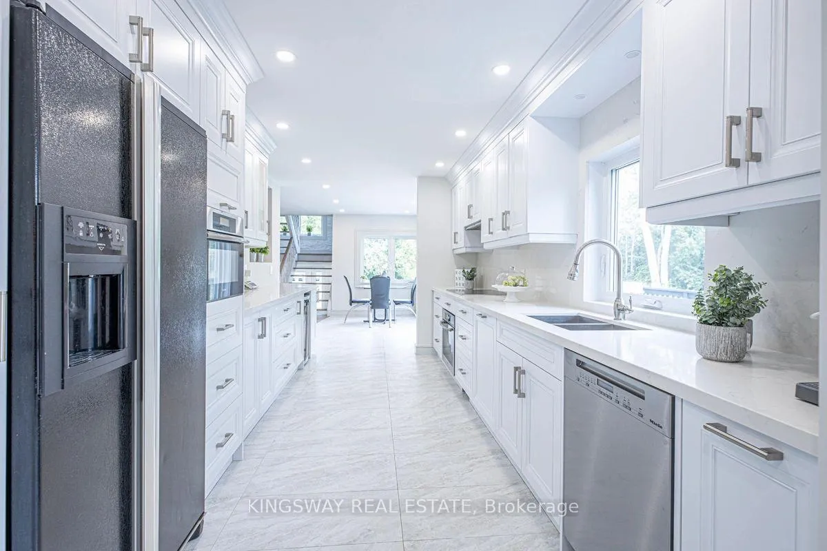 Photo 18 of 850 Isobel Avenue, Georgina, Historic Lakeshore Communities — HOMEH