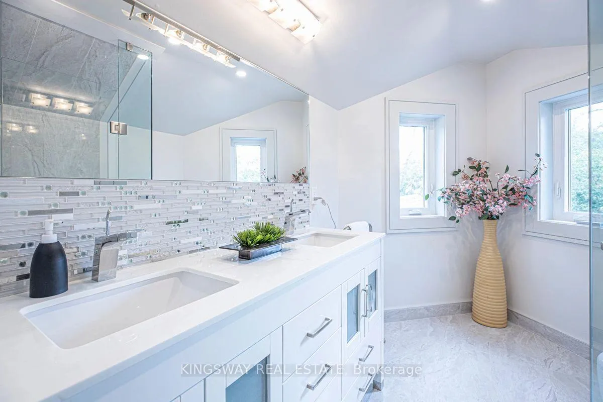 Photo 37 of 850 Isobel Avenue, Georgina, Historic Lakeshore Communities — HOMEH