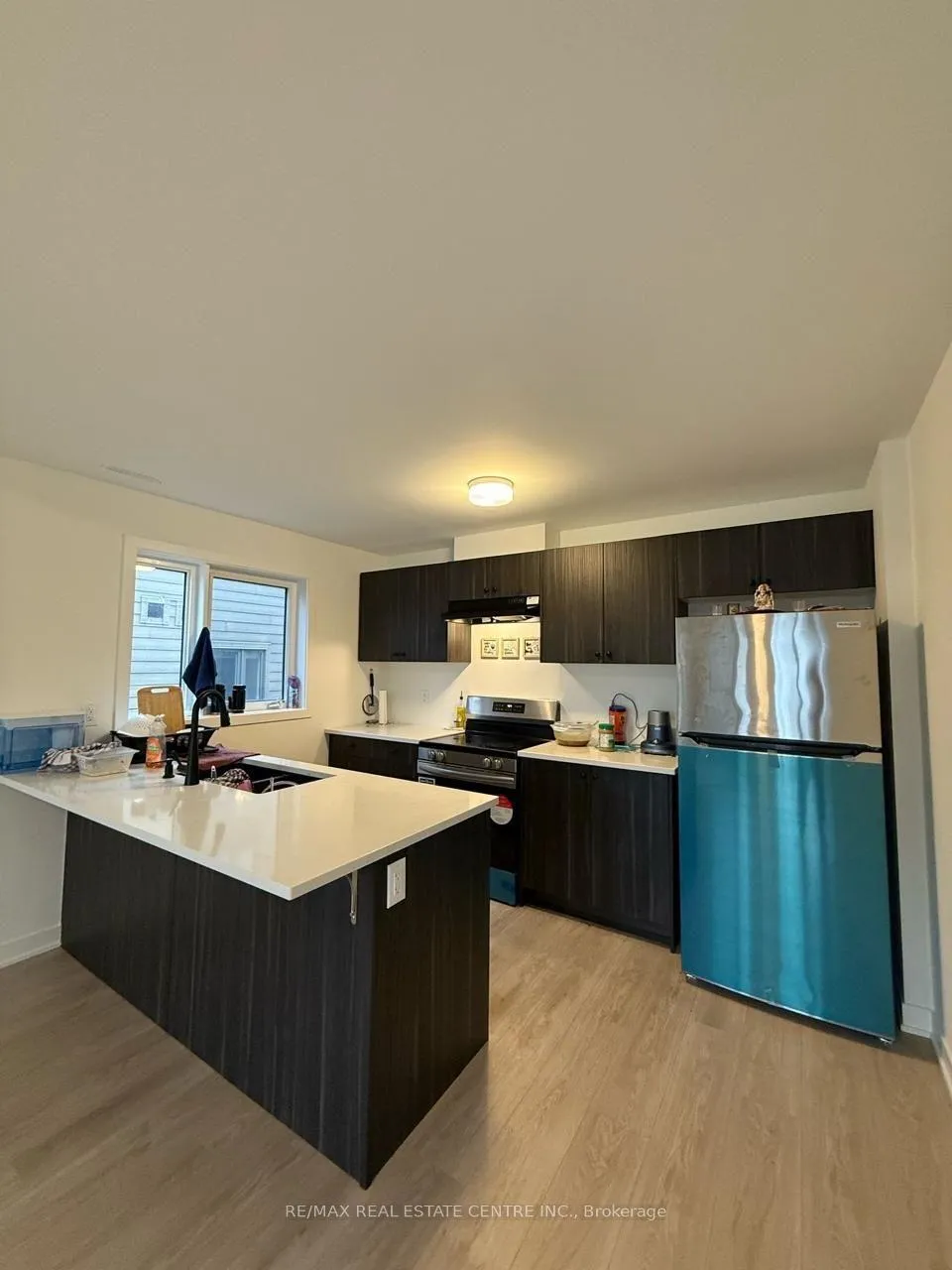 Photo 12 of 402 Parnian Pvt, Ottawa, Barrhaven - Half Moon Bay — HOMEH