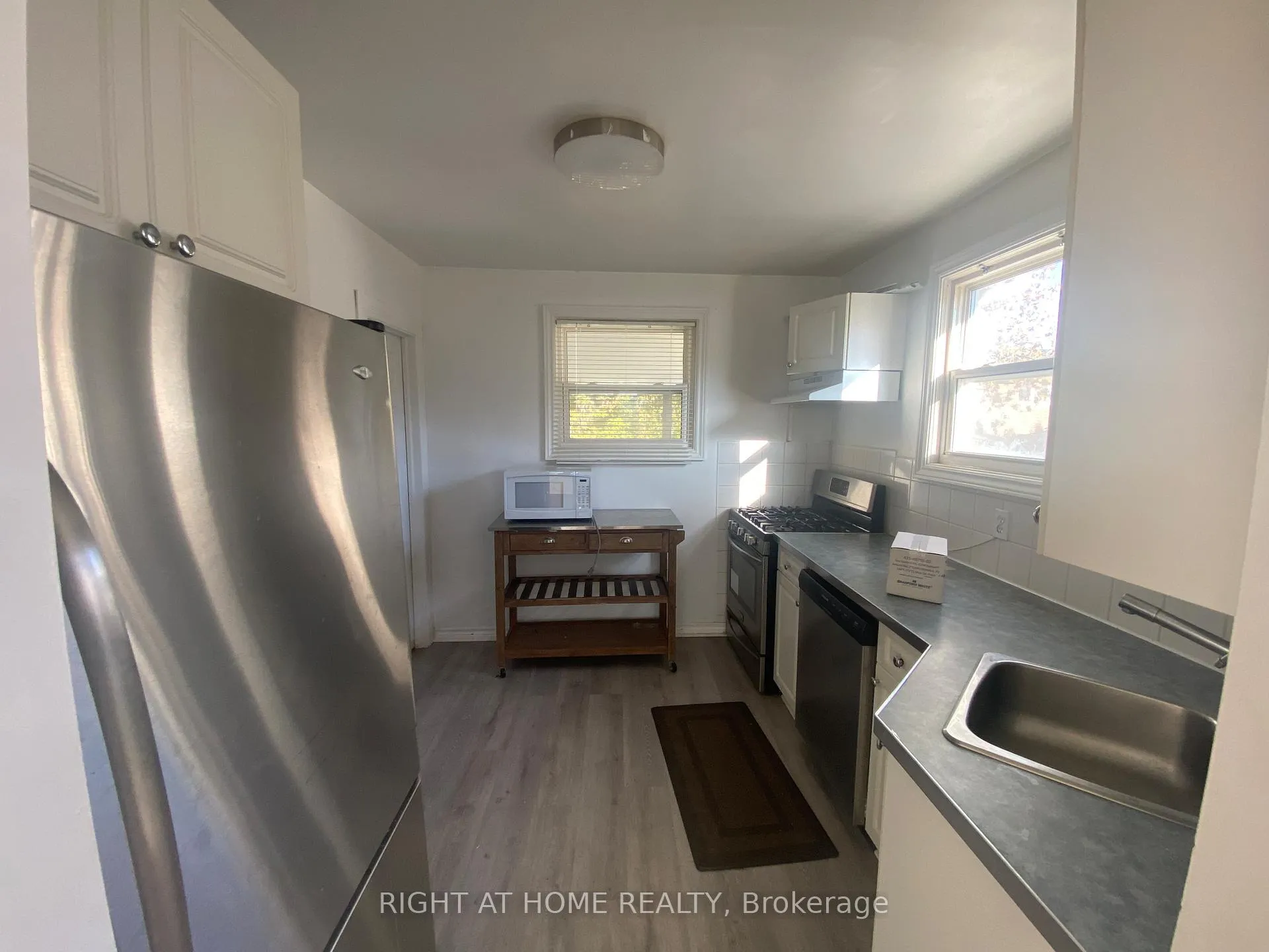 Photo 8 of 97 Galloway Road E, Scarborough, West Hill — HOMEH