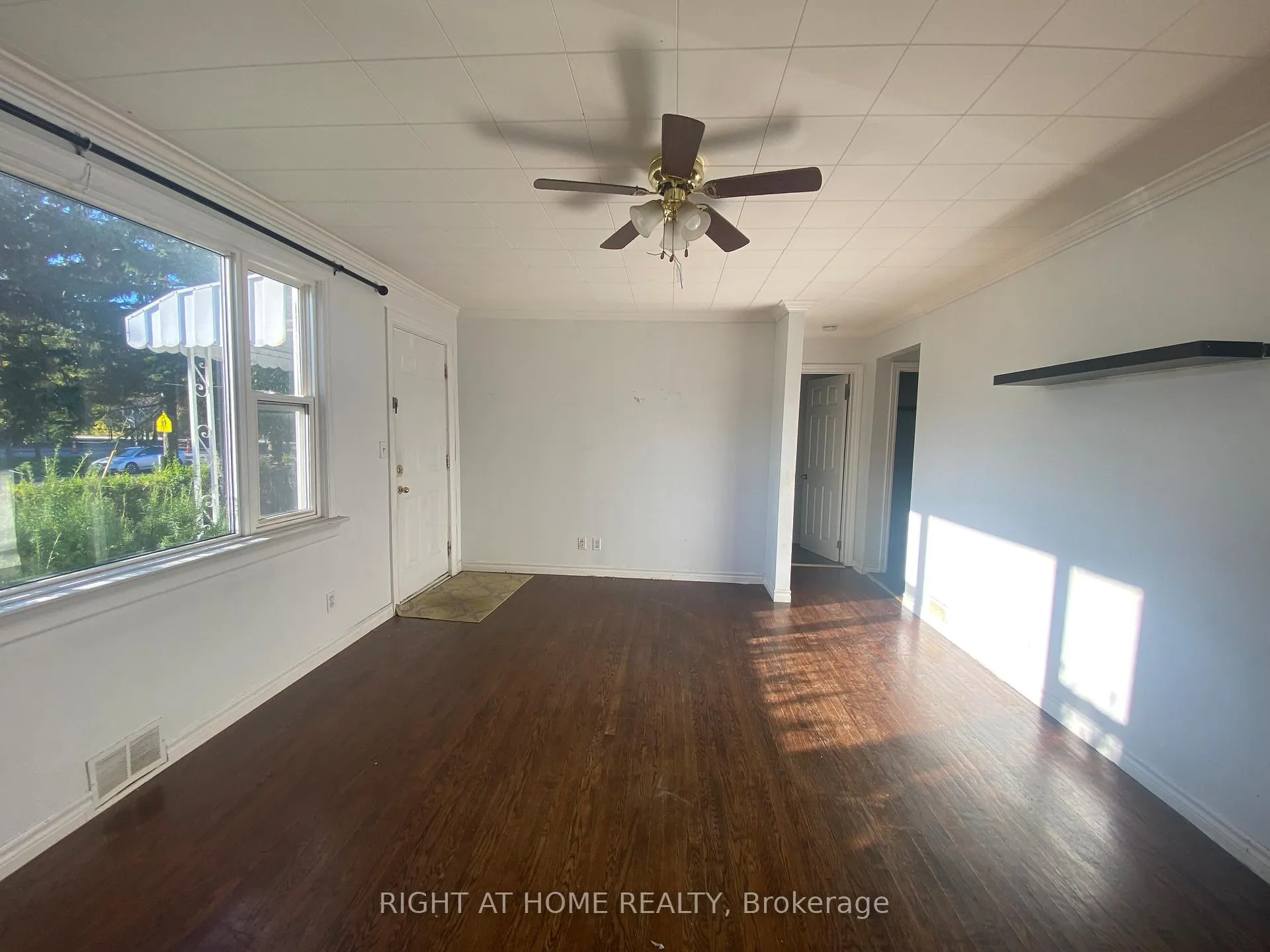 Photo 10 of 97 Galloway Road E, Scarborough, West Hill — HOMEH
