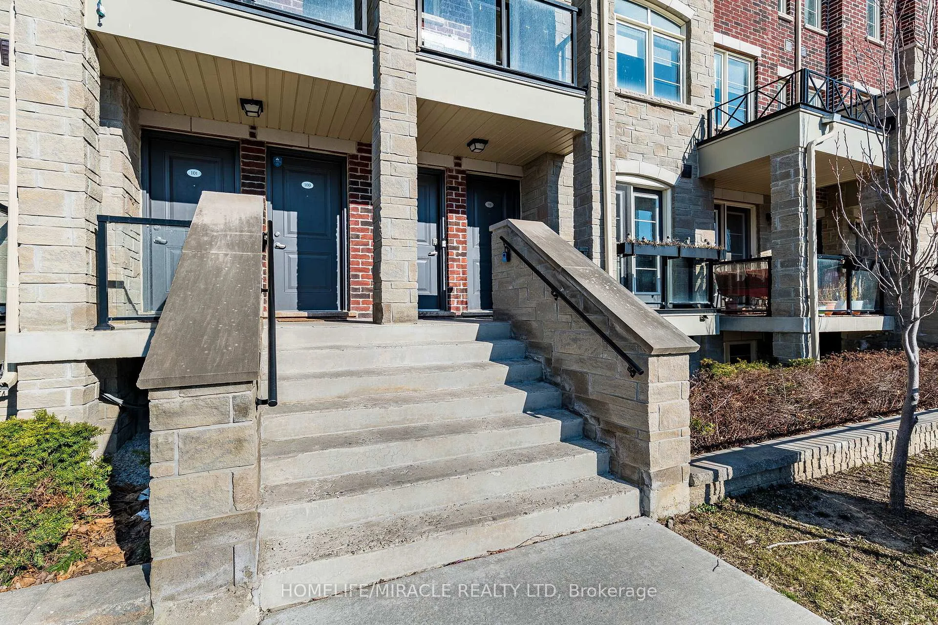 Photo 5 of Unit 98, 200 Veterans Drive, Brampton, Northwest Brampton — HOMEH