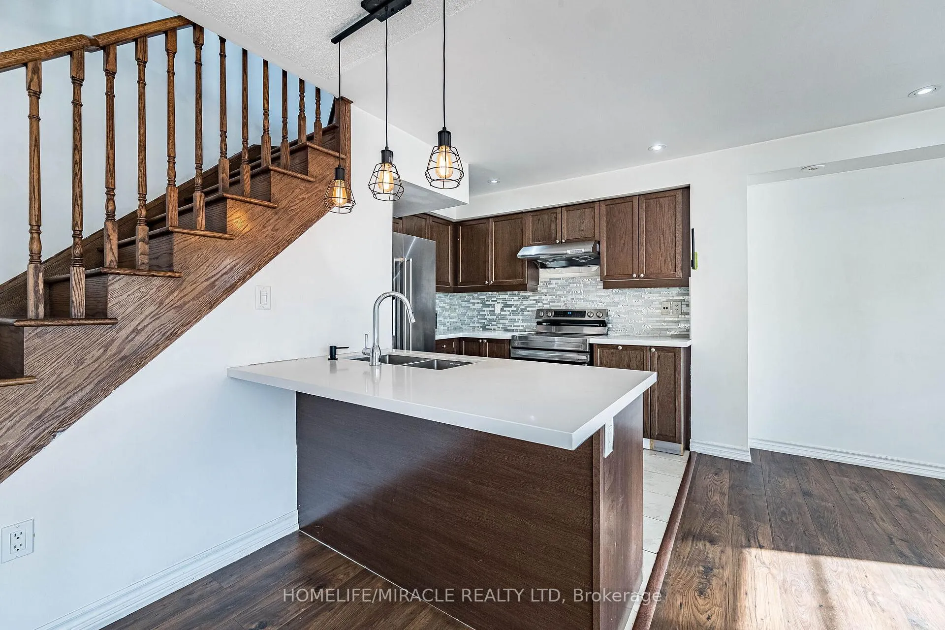 Photo 11 of Unit 98, 200 Veterans Drive, Brampton, Northwest Brampton — HOMEH