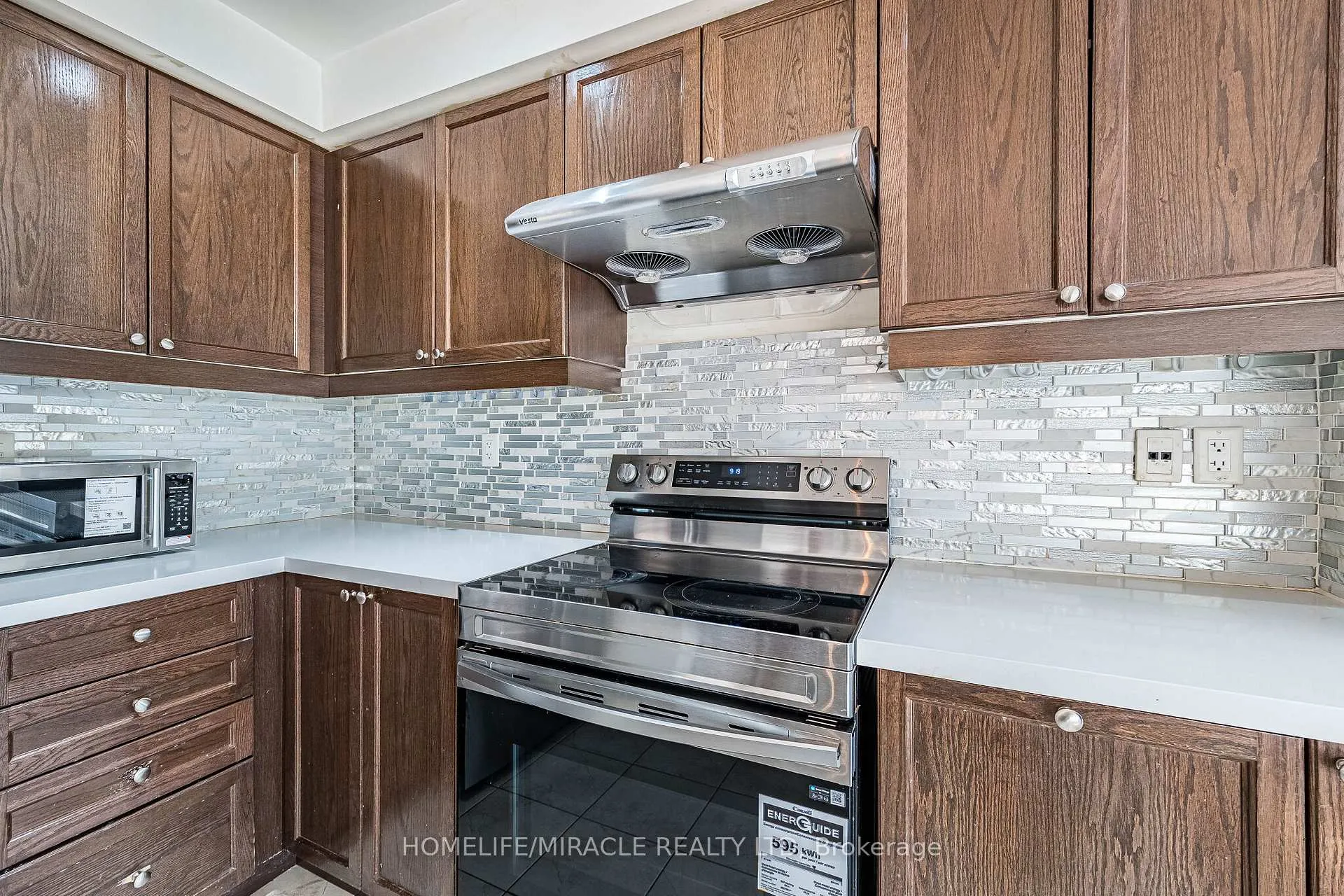 Photo 16 of Unit 98, 200 Veterans Drive, Brampton, Northwest Brampton — HOMEH