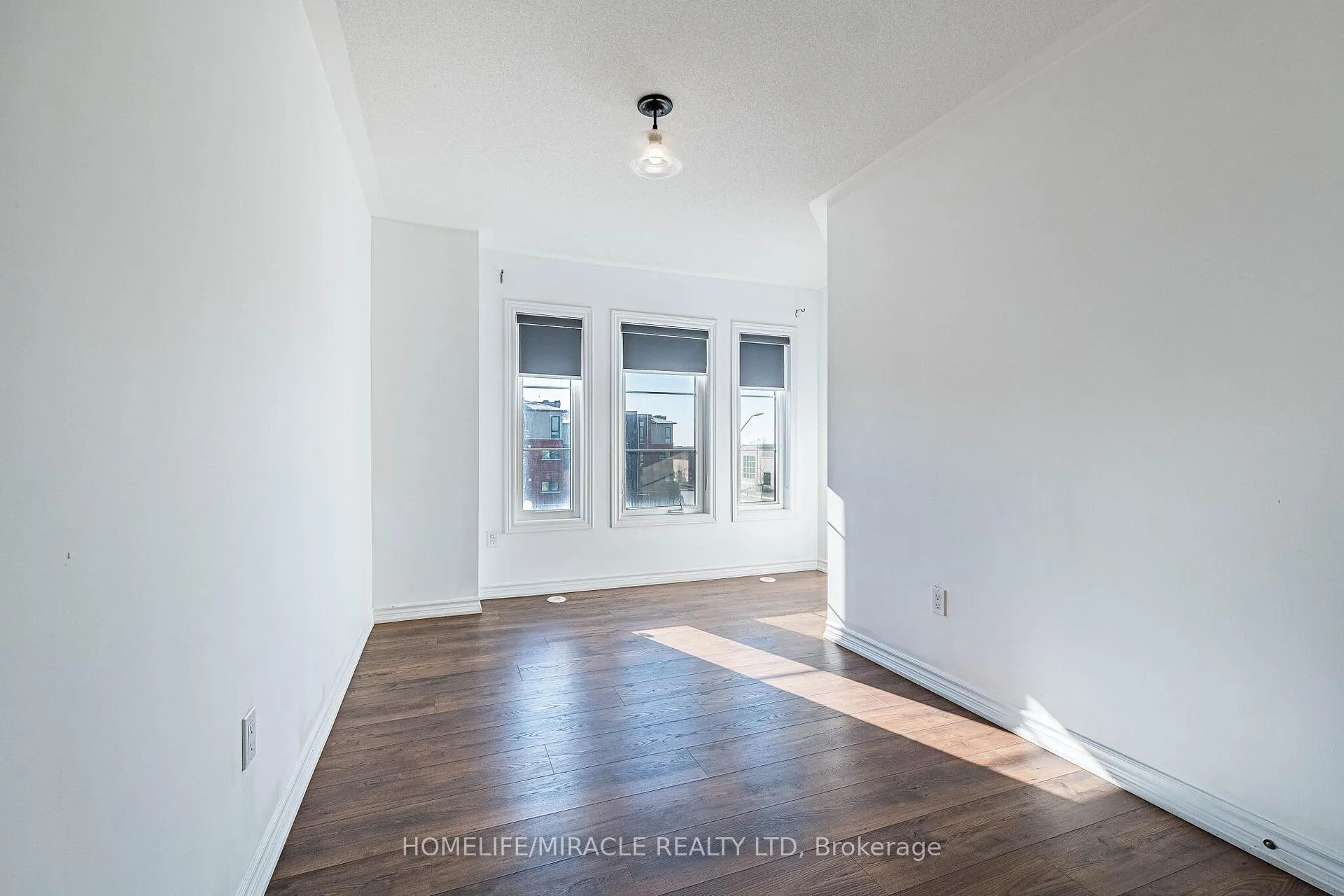 Photo 28 of Unit 98, 200 Veterans Drive, Brampton, Northwest Brampton — HOMEH
