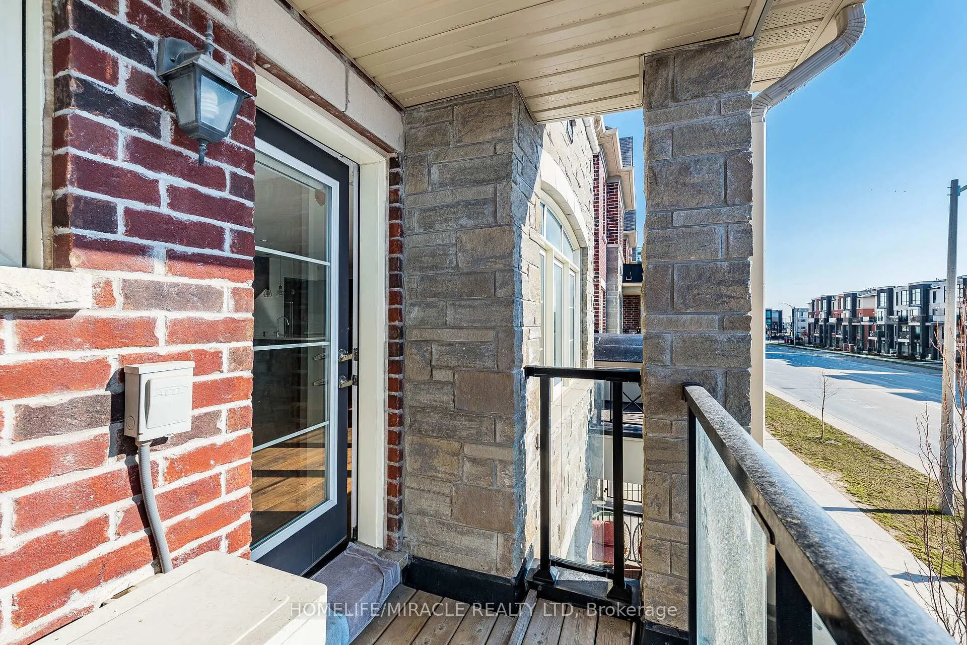 Photo 37 of Unit 98, 200 Veterans Drive, Brampton, Northwest Brampton — HOMEH