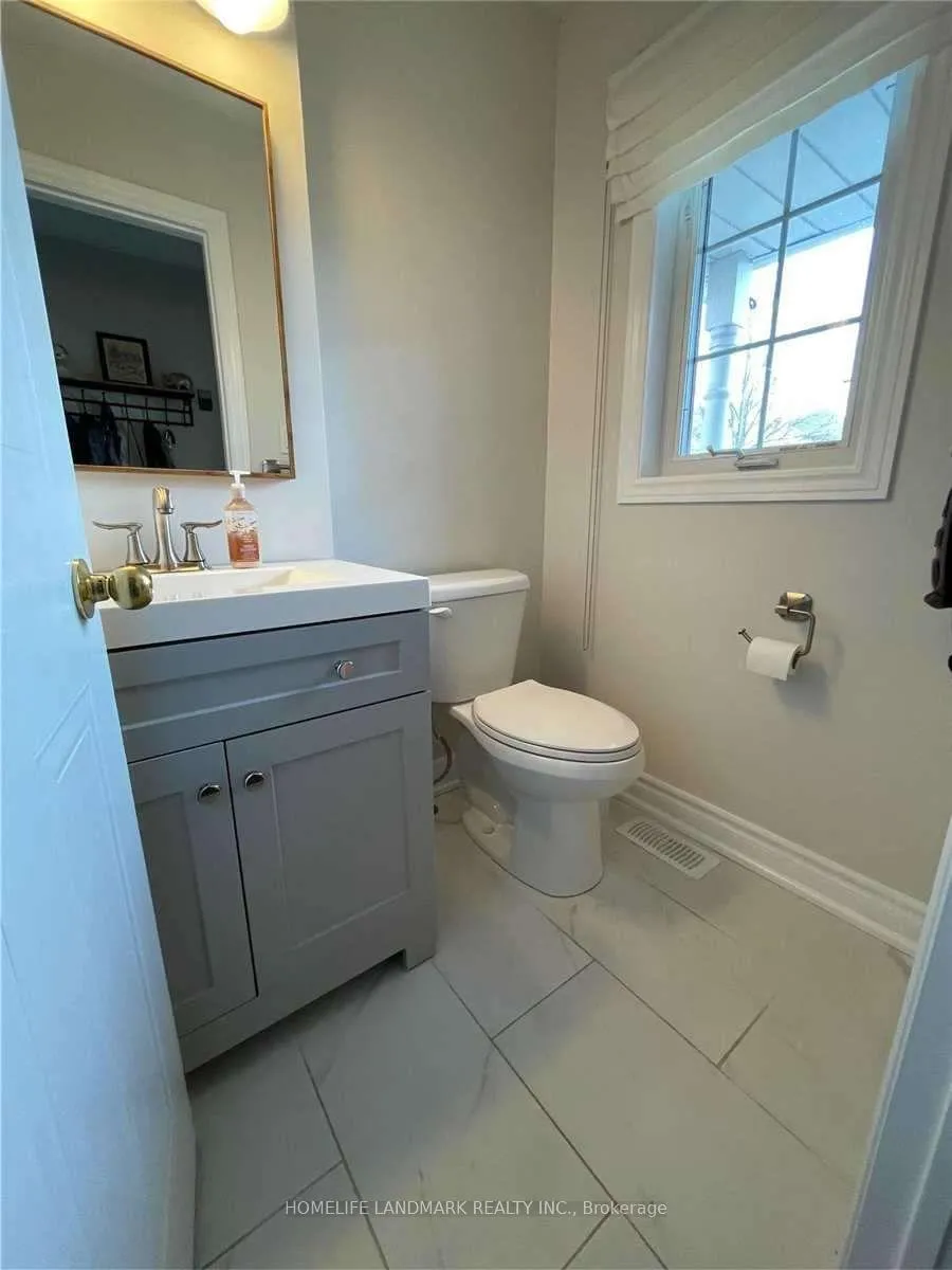 Photo 10 of 26 Cornish Drive, Clarington, Courtice — HOMEH