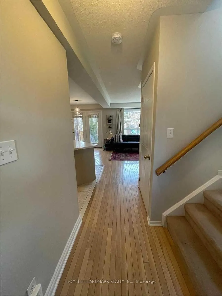 Photo 12 of 26 Cornish Drive, Clarington, Courtice — HOMEH