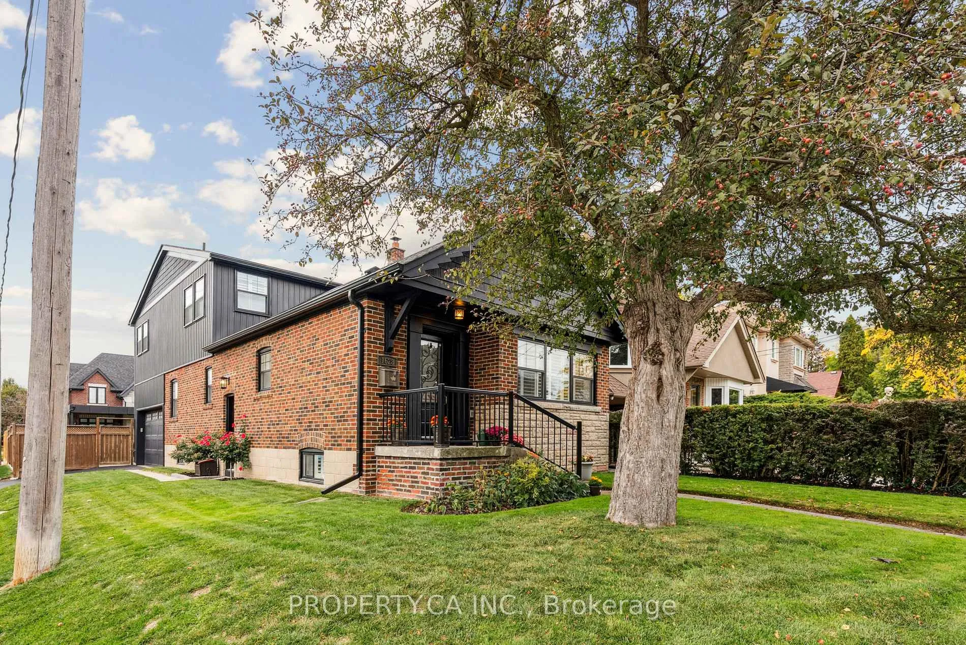 Photo 1 of 1628 Woodbine Heights Boulevard, Toronto, O'Connor-Parkview — HOMEH