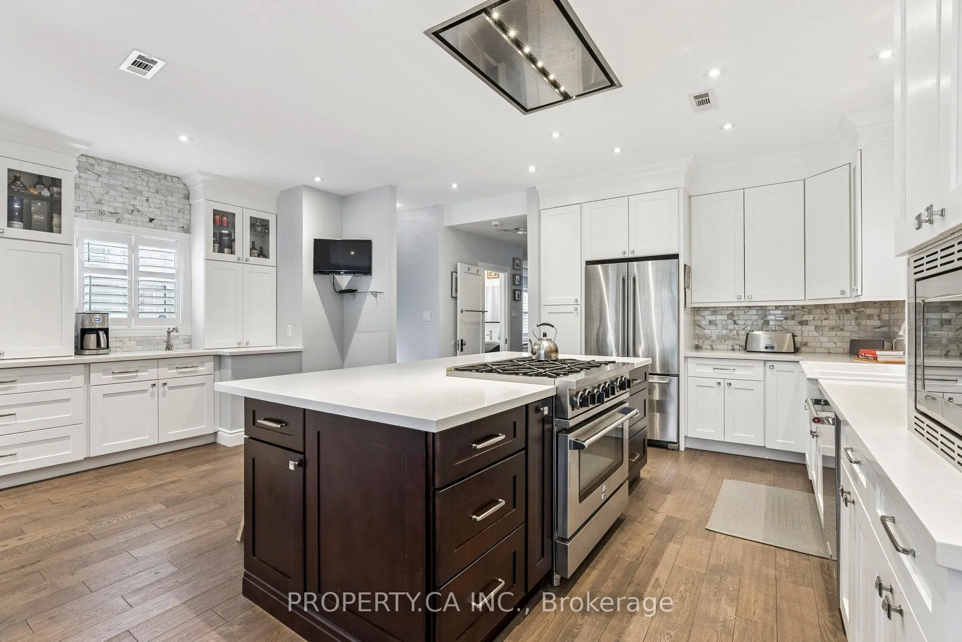 Photo 5 of 1628 Woodbine Heights Boulevard, Toronto, O'Connor-Parkview — HOMEH