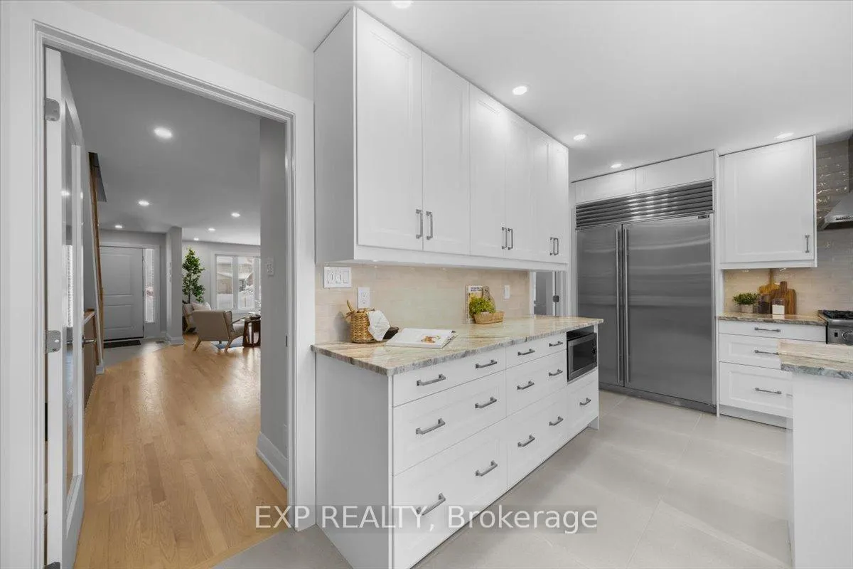 Photo 10 of 18 Ivylea Street, Ottawa, Craig Henry/Woodvale — HOMEH