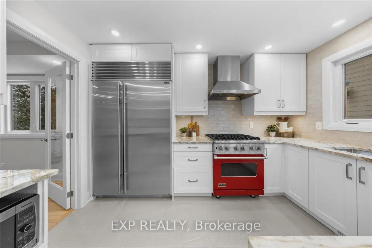 Photo 11 of 18 Ivylea Street, Ottawa, Craig Henry/Woodvale — HOMEH