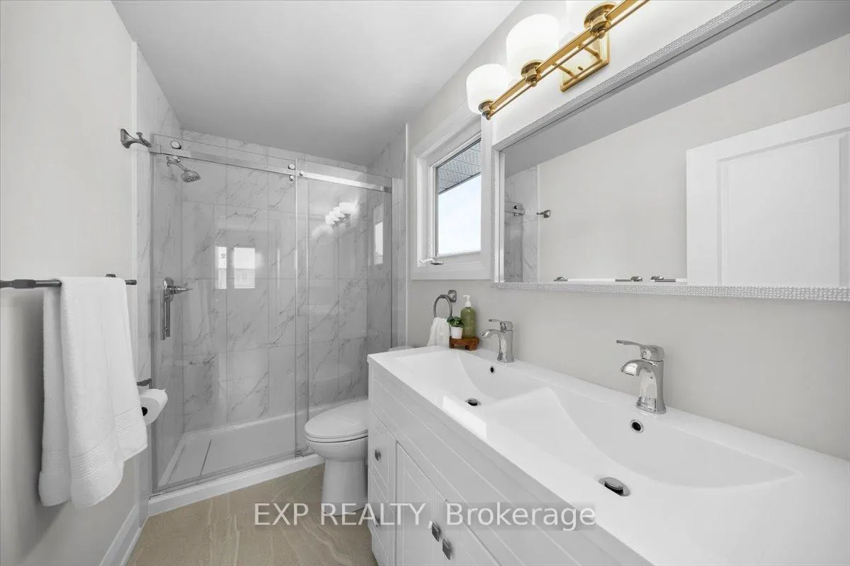 Photo 22 of 18 Ivylea Street, Ottawa, Craig Henry/Woodvale — HOMEH