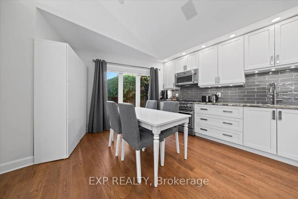 Photo 31 of 18 Ivylea Street, Ottawa, Craig Henry/Woodvale — HOMEH
