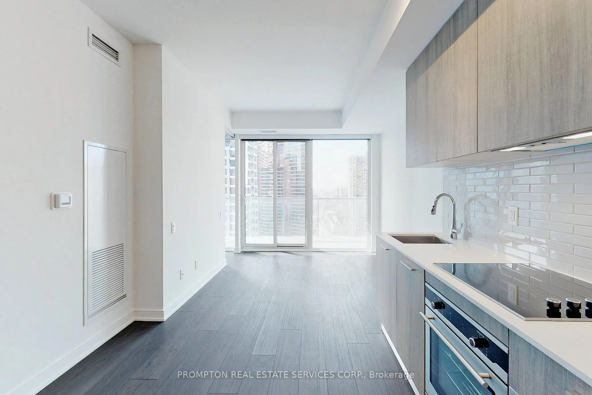 Photo 2 of Unit 1010, 3 Gloucester Street, Toronto, Church-Yonge Corridor — HOMEH