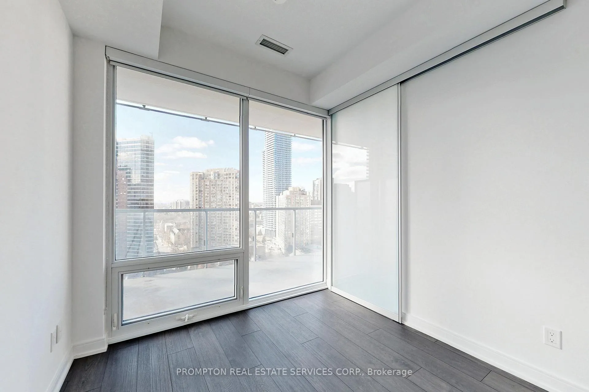 Photo 11 of Unit 1010, 3 Gloucester Street, Toronto, Church-Yonge Corridor — HOMEH