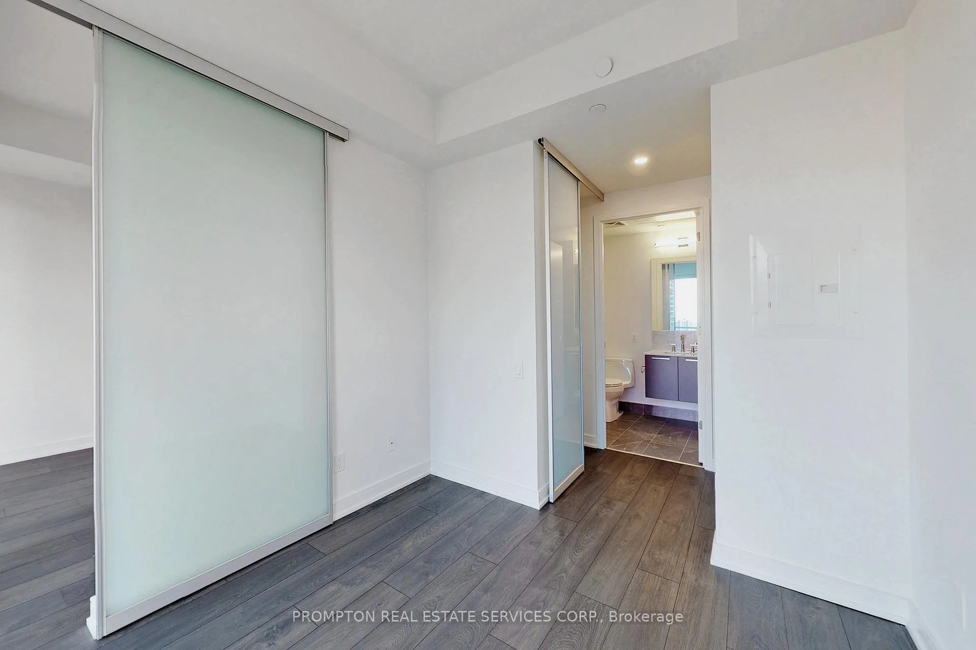 Photo 14 of Unit 1010, 3 Gloucester Street, Toronto, Church-Yonge Corridor — HOMEH