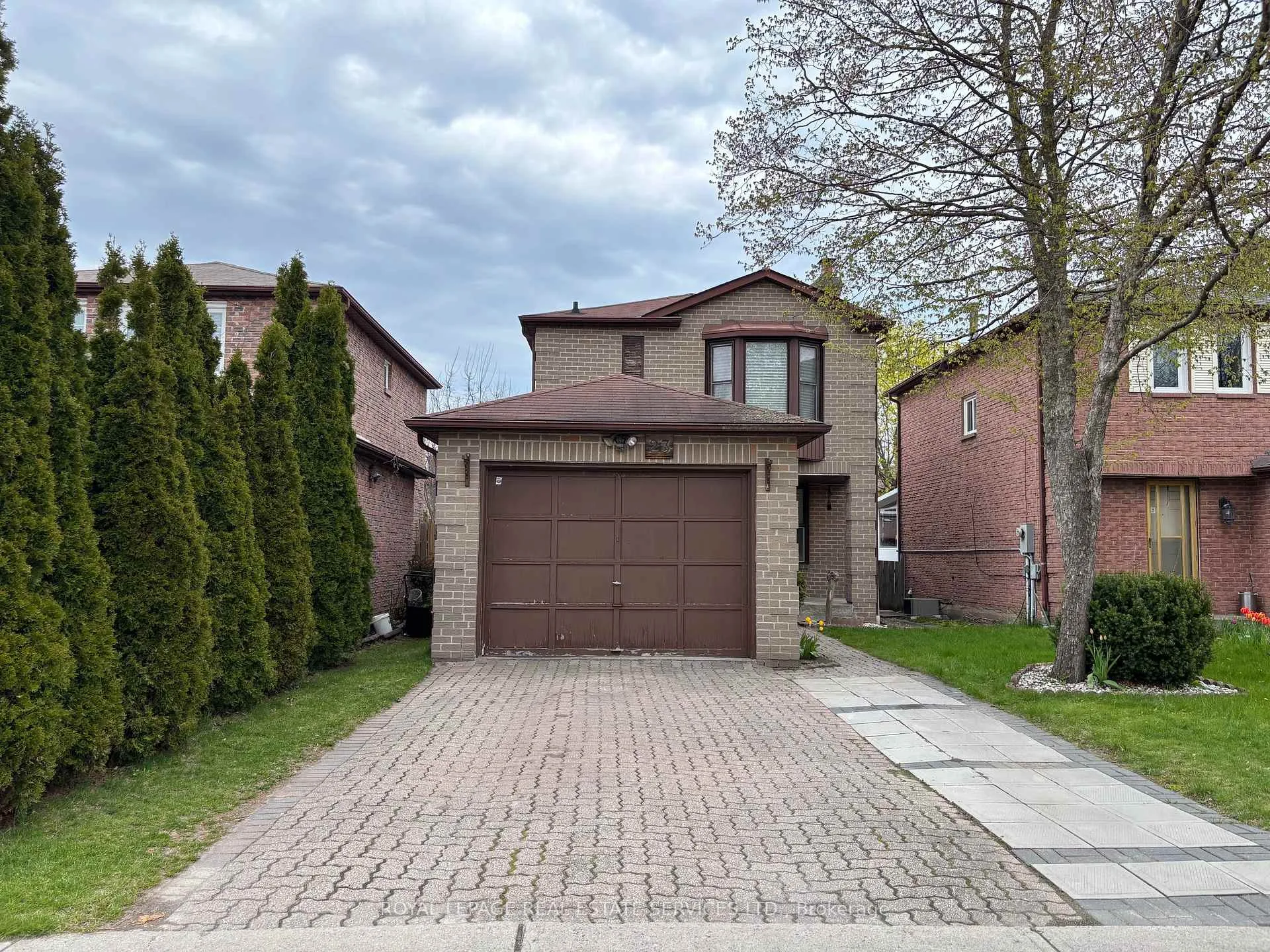 Photo 1 of 23 Stockbridge Crescent, Ajax, Central West — HOMEH