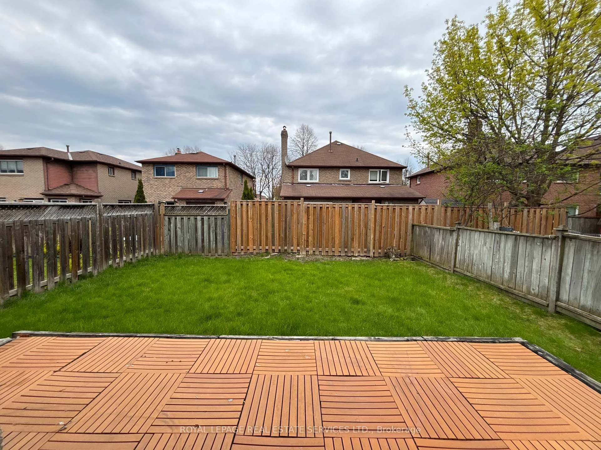 Photo 4 of 23 Stockbridge Crescent, Ajax, Central West — HOMEH