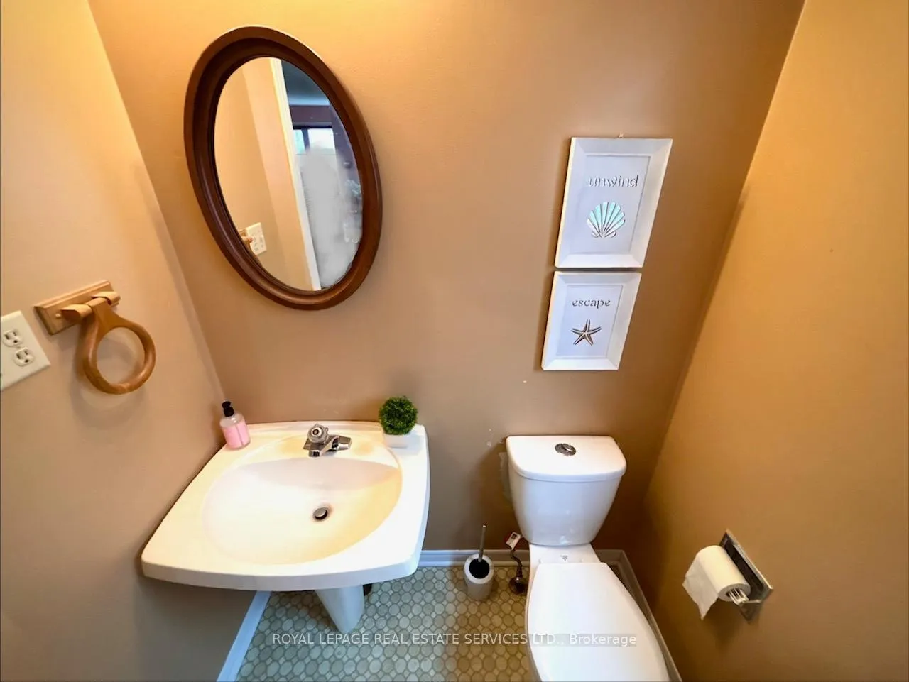 Photo 6 of 23 Stockbridge Crescent, Ajax, Central West — HOMEH
